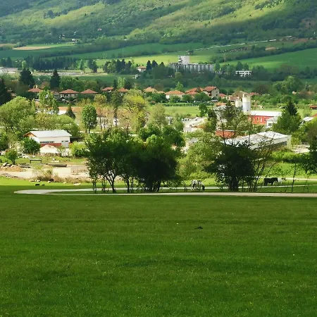 בית הארחה Aqua 2*