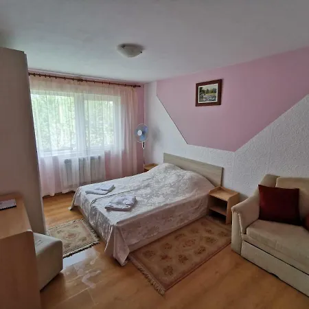 בית הארחה Aqua פראבץ