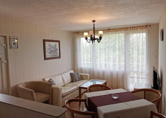 Къща за гости Aqua 2*