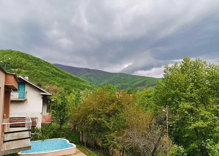 Къща за гости Aqua